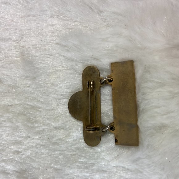 Vintage1980's World's Greatest Wife Brooch Enamel Dangle Pin - Picture 5 of 9